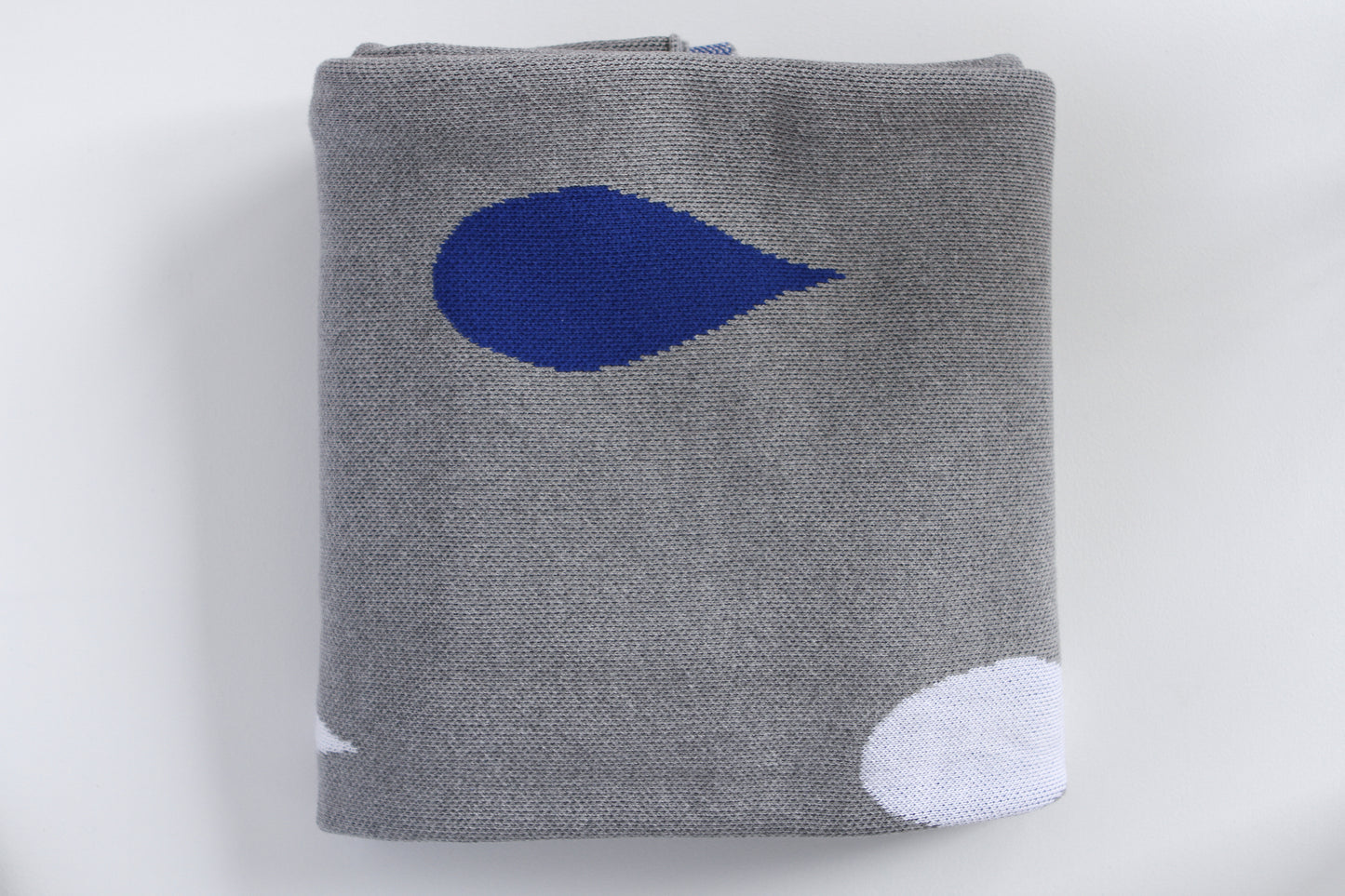 Grey Marl with White and Blue Raindrops Jacquard Blanket